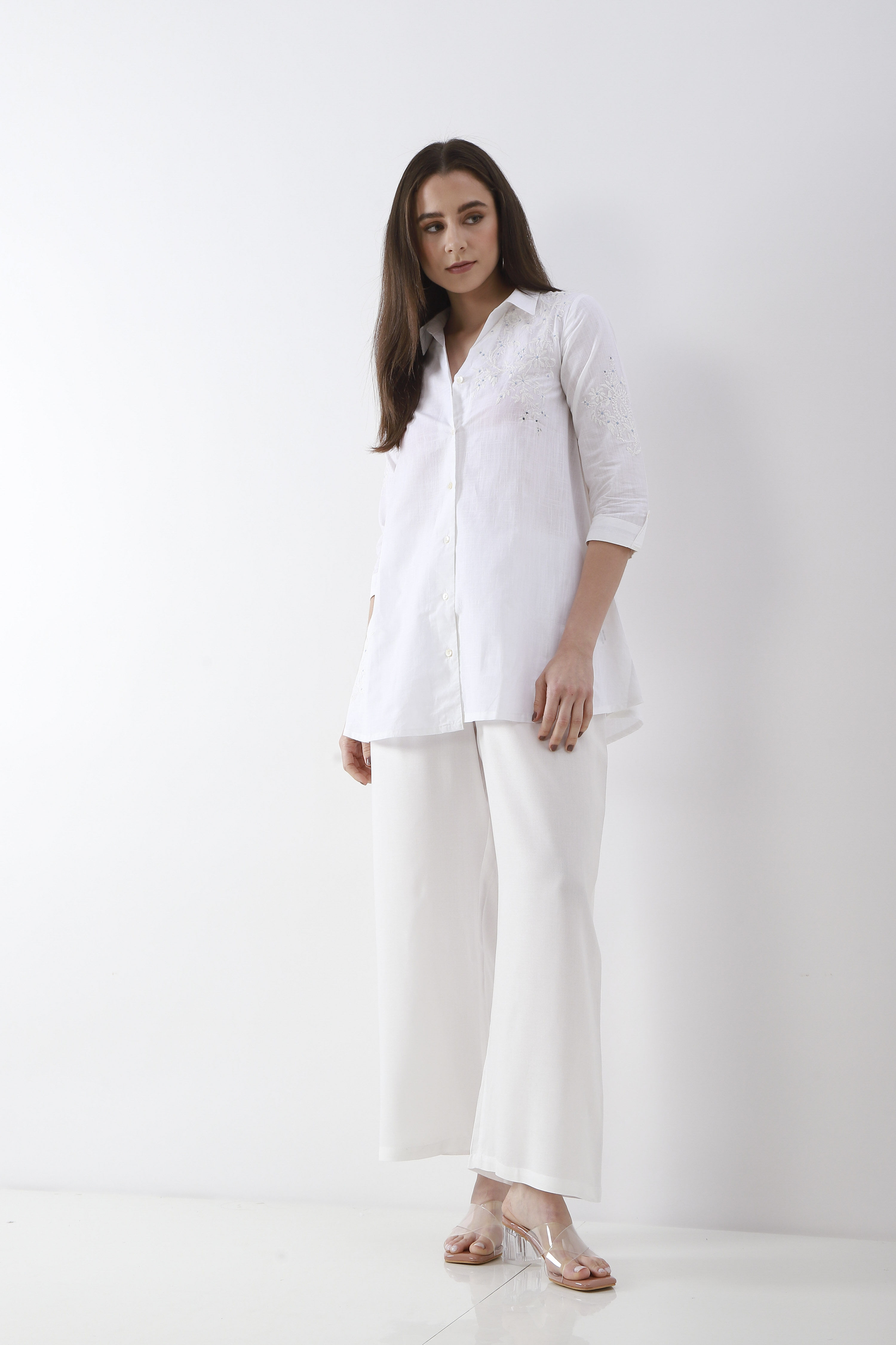 Green Solid Straight Palazzos image number 0