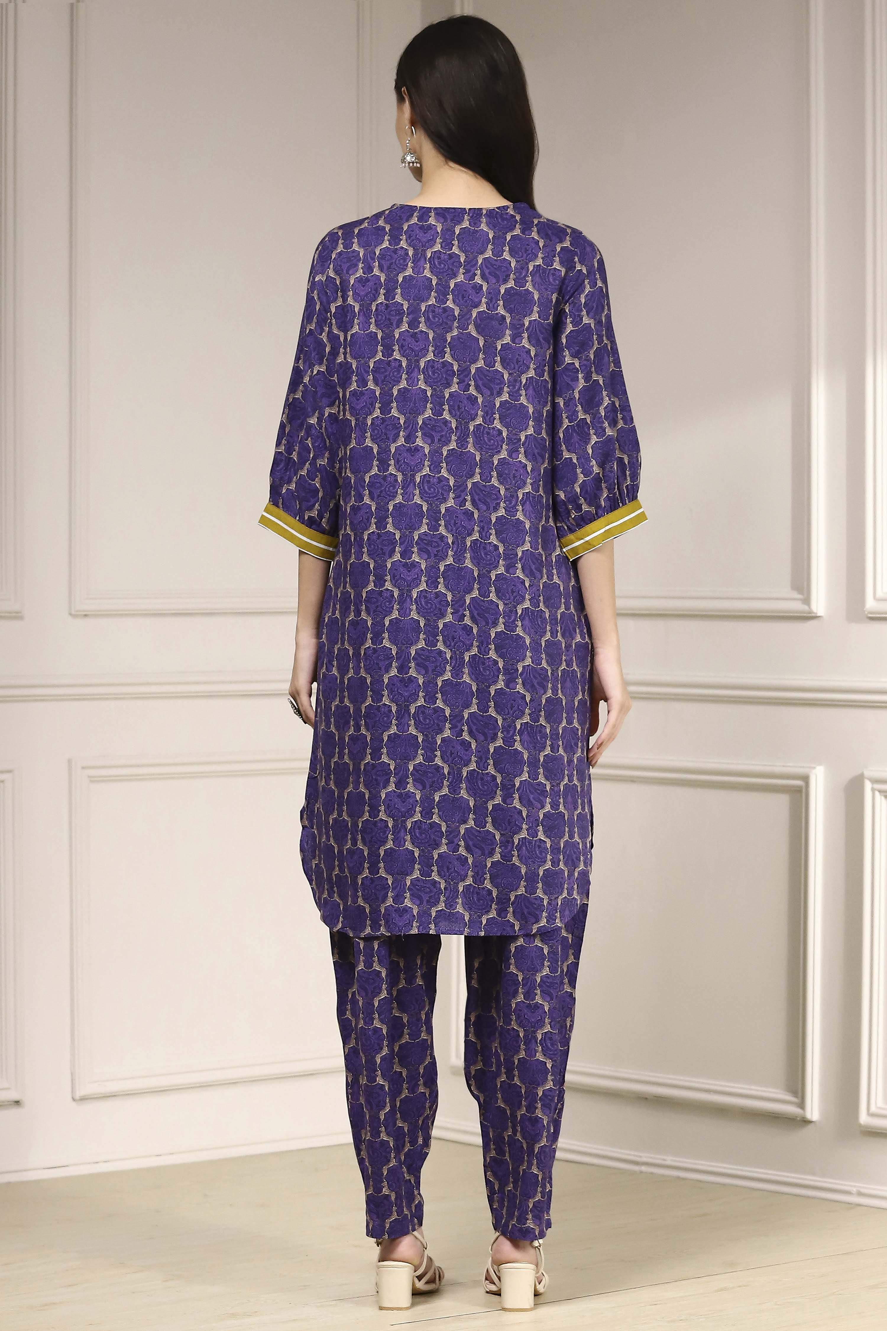 Indigo Blue Printed Straight Suit Set image number 4