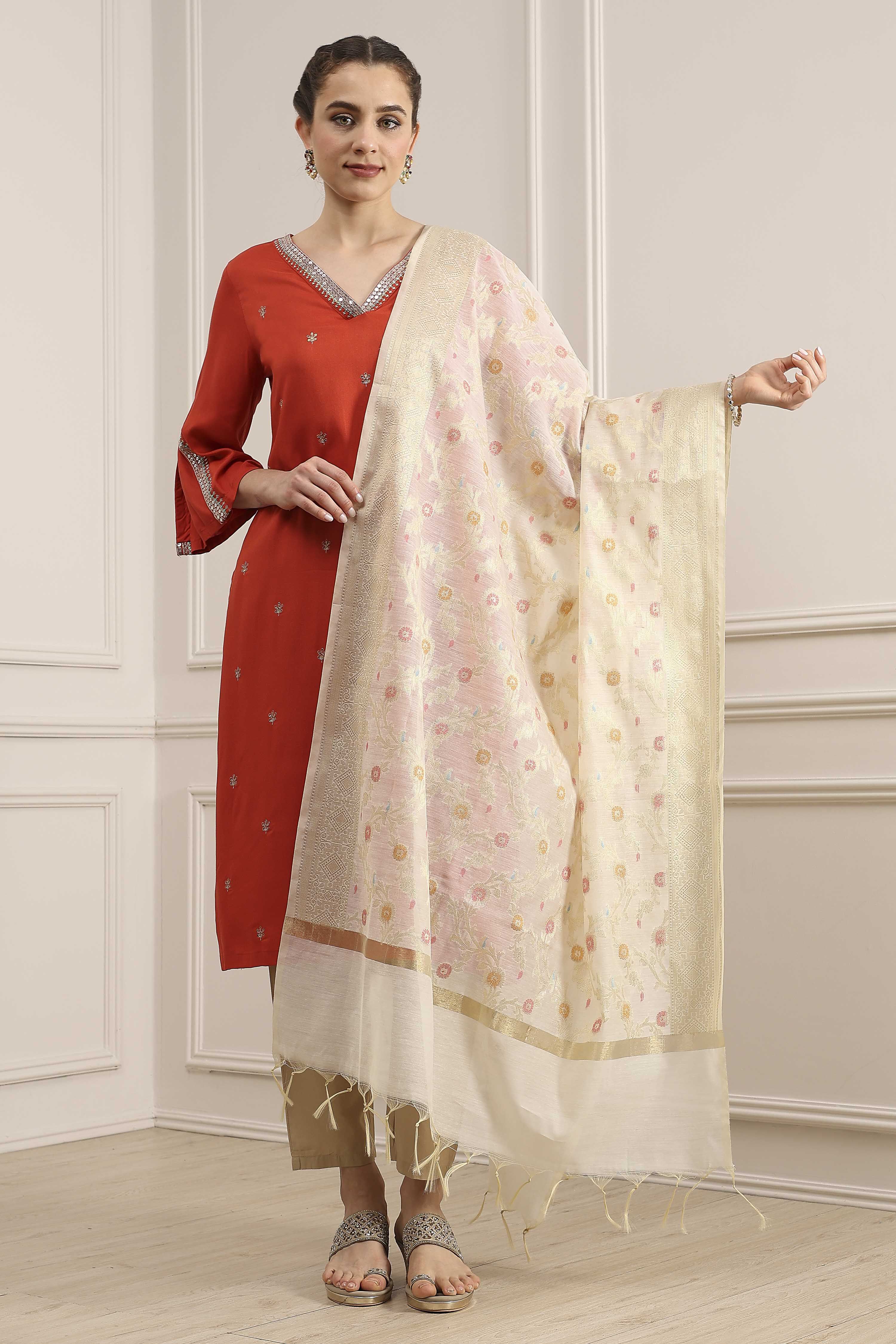 Multi Polyester Yarndyed Dupatta image number 2