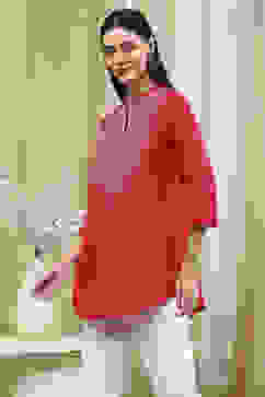 Raspberry Embroidered Straight Short Kurta image number 2