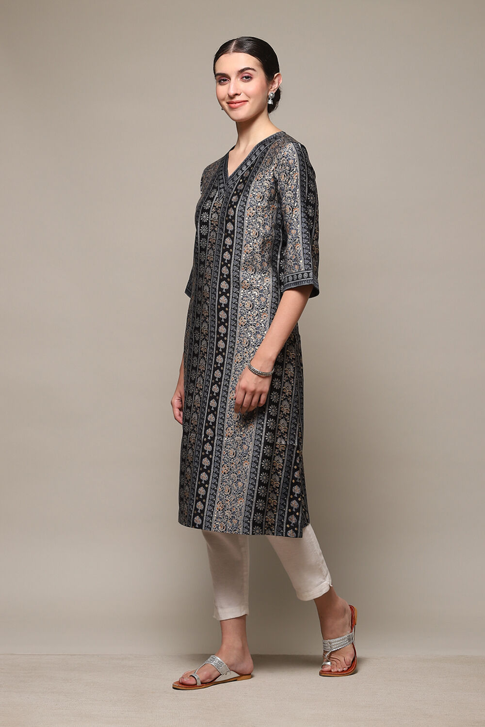Brown Poly Viscose Straight Printed Kurta image number 2