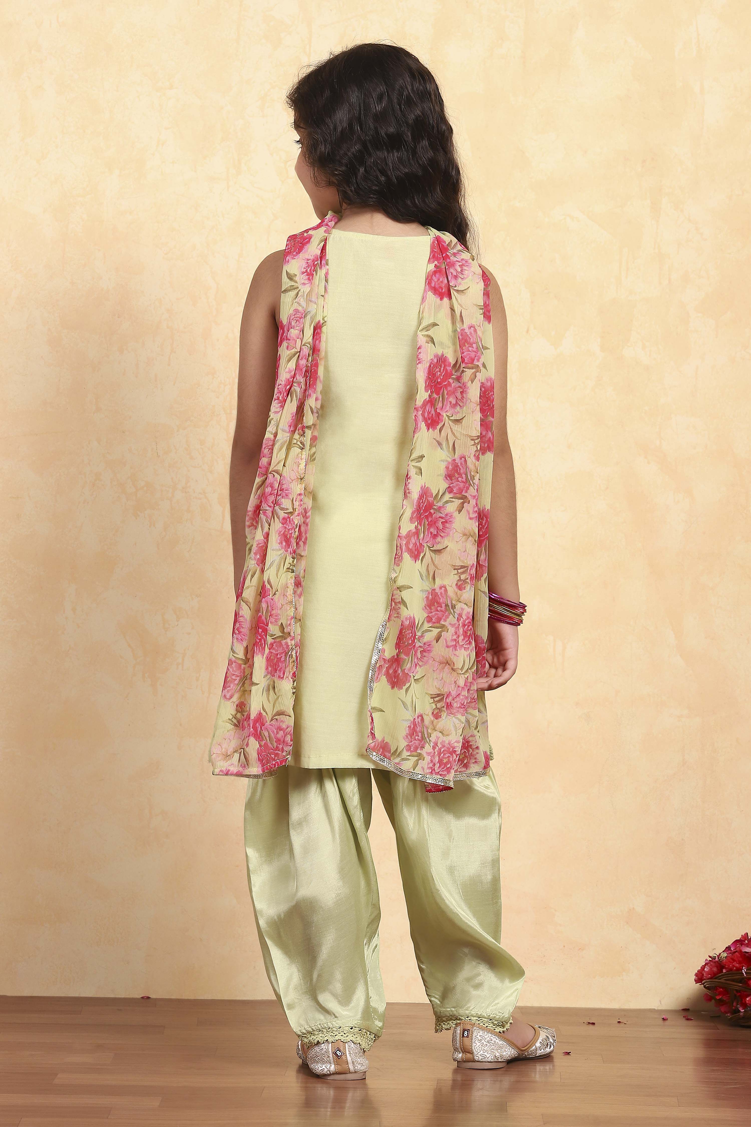 Dark Pink Polyester Straight Solid Suit Set image number 4