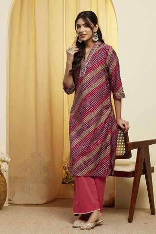 BIBA Poly Viscose Printed Festive Straight Kurta Purple in Purple
