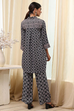 Black Printed Shirt-Style Straight Co-ord Set image number 5
