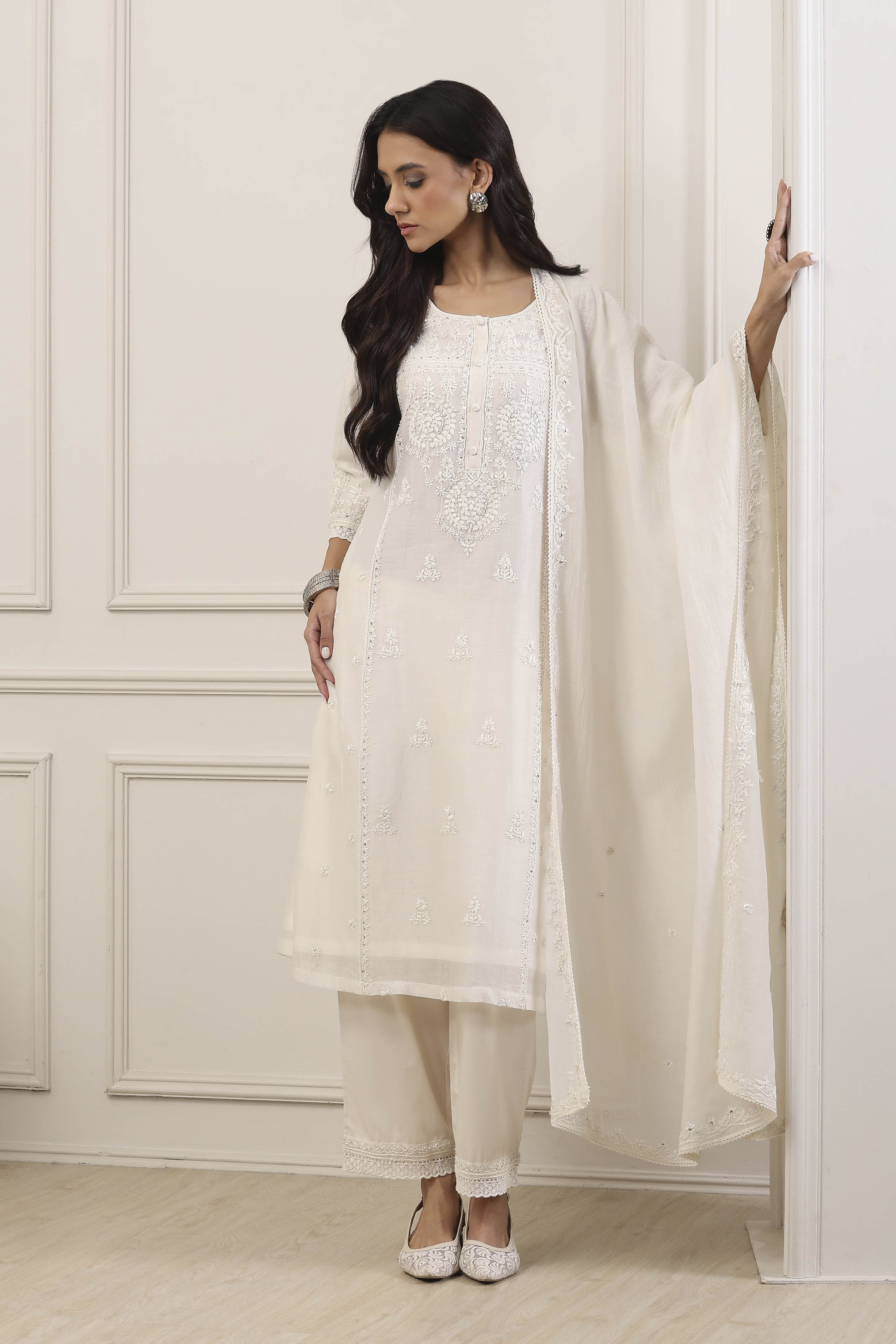 Black Silk Chanderi Straight Suit Set image number 0