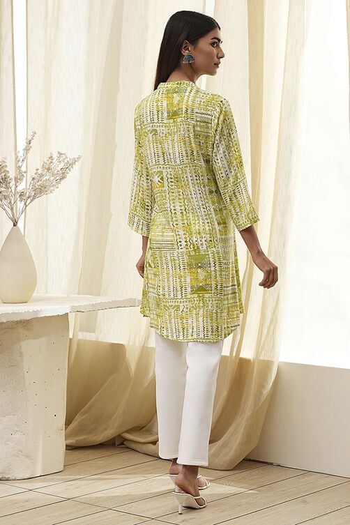 Lime Green Printed Straight Short Kurta image number 3
