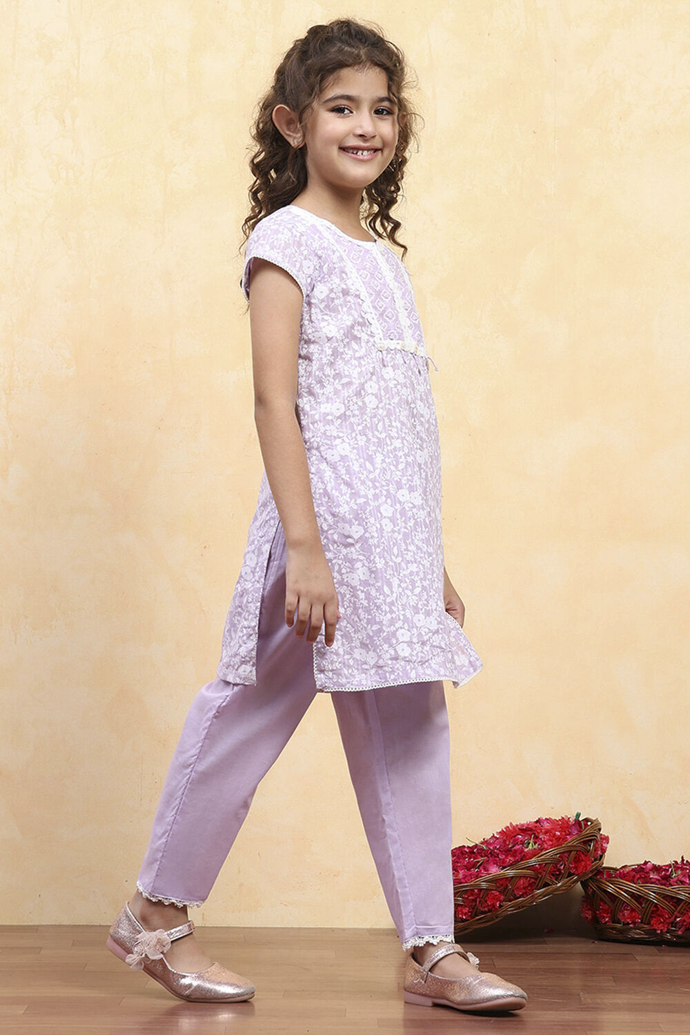 Lavender Cotton Straight Printed Kurta Pants Set image number 5