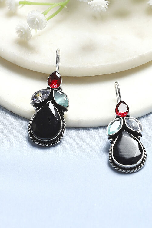 Black Brass Drop & Danglers image number 0