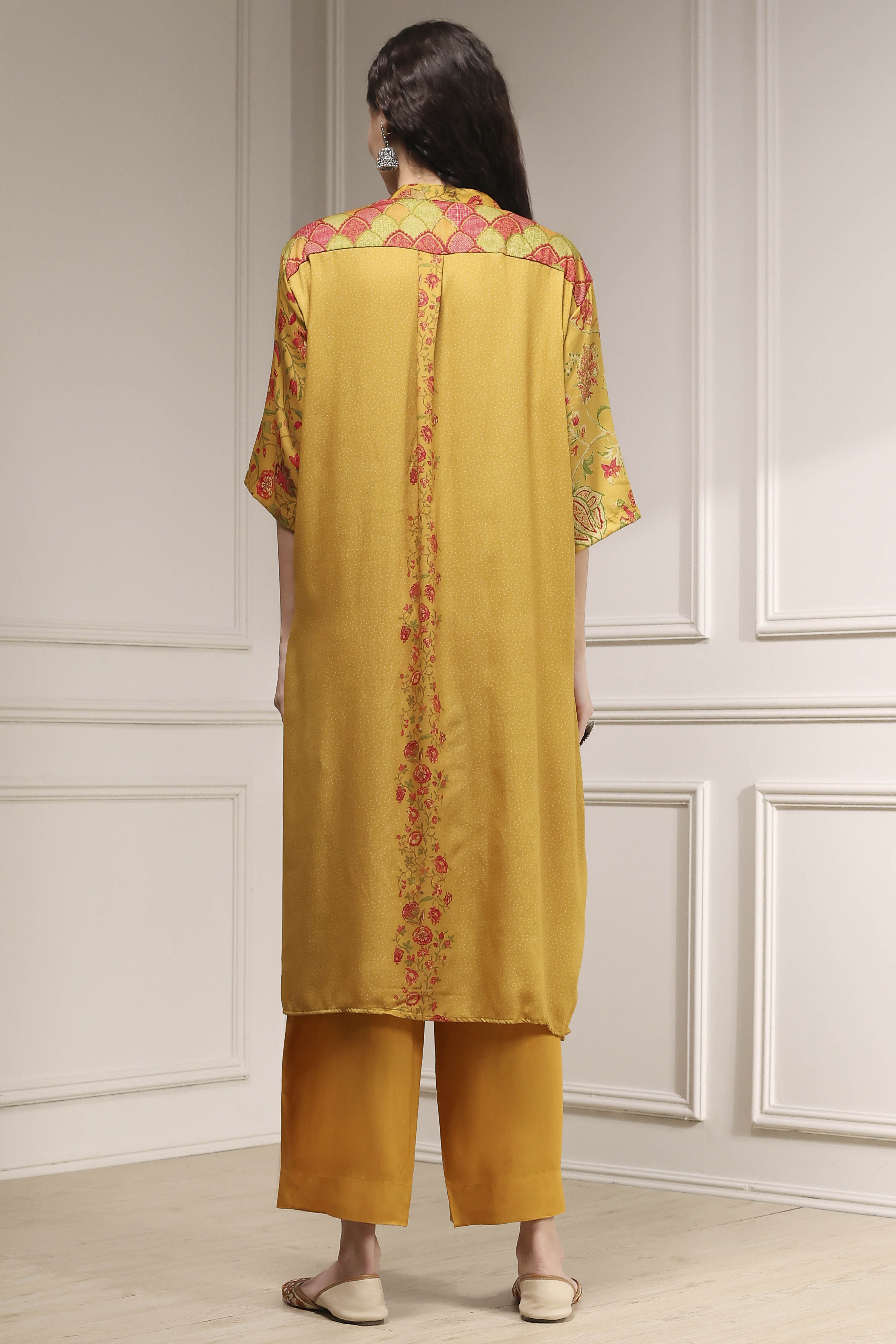 Mustard Yellow Printed Straight Suit Set image number 4