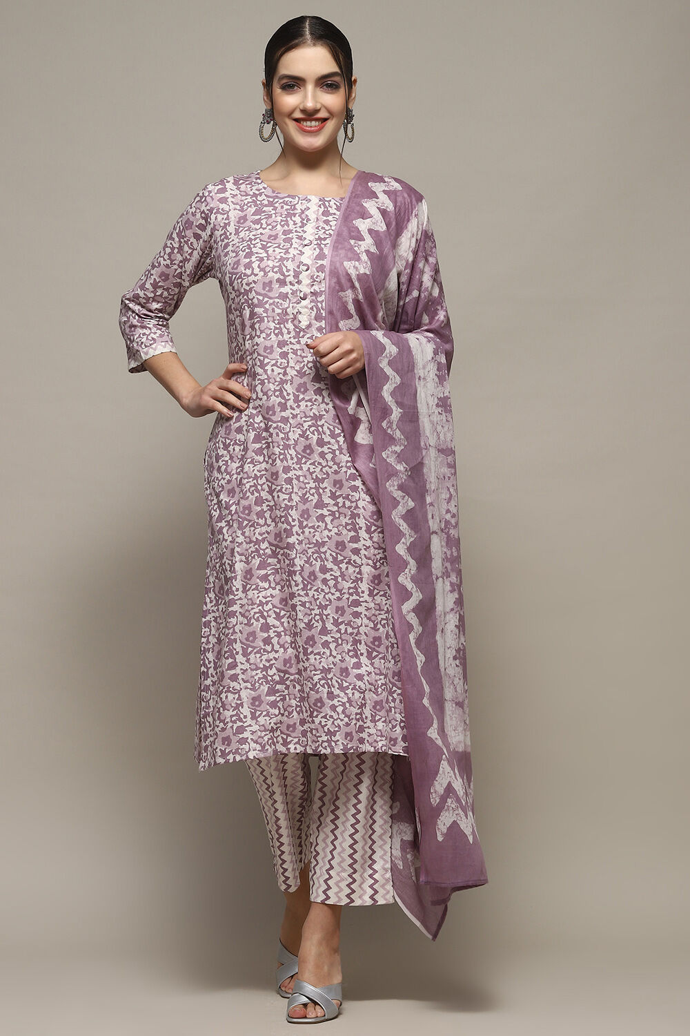 Blue Cotton Unstitched Suit Set image number 8