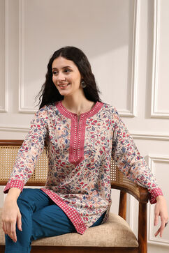 Beige Polyester Straight Printed Top image number 5