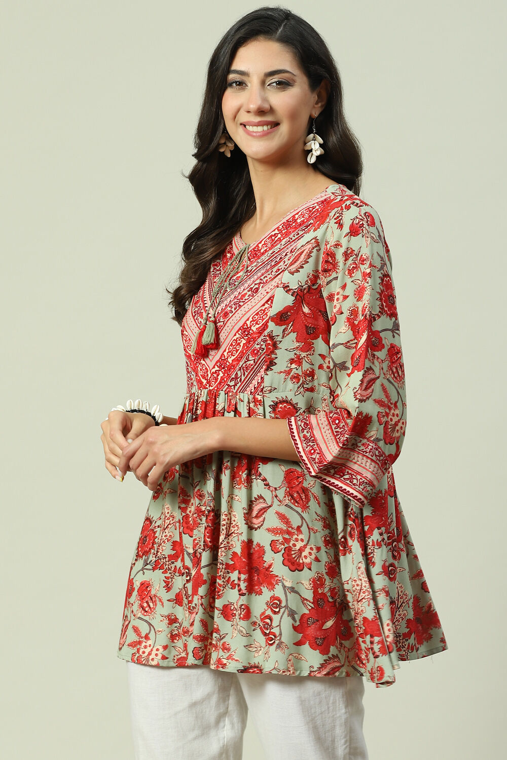 Green LIVA Flared Printed Kurti image number 2