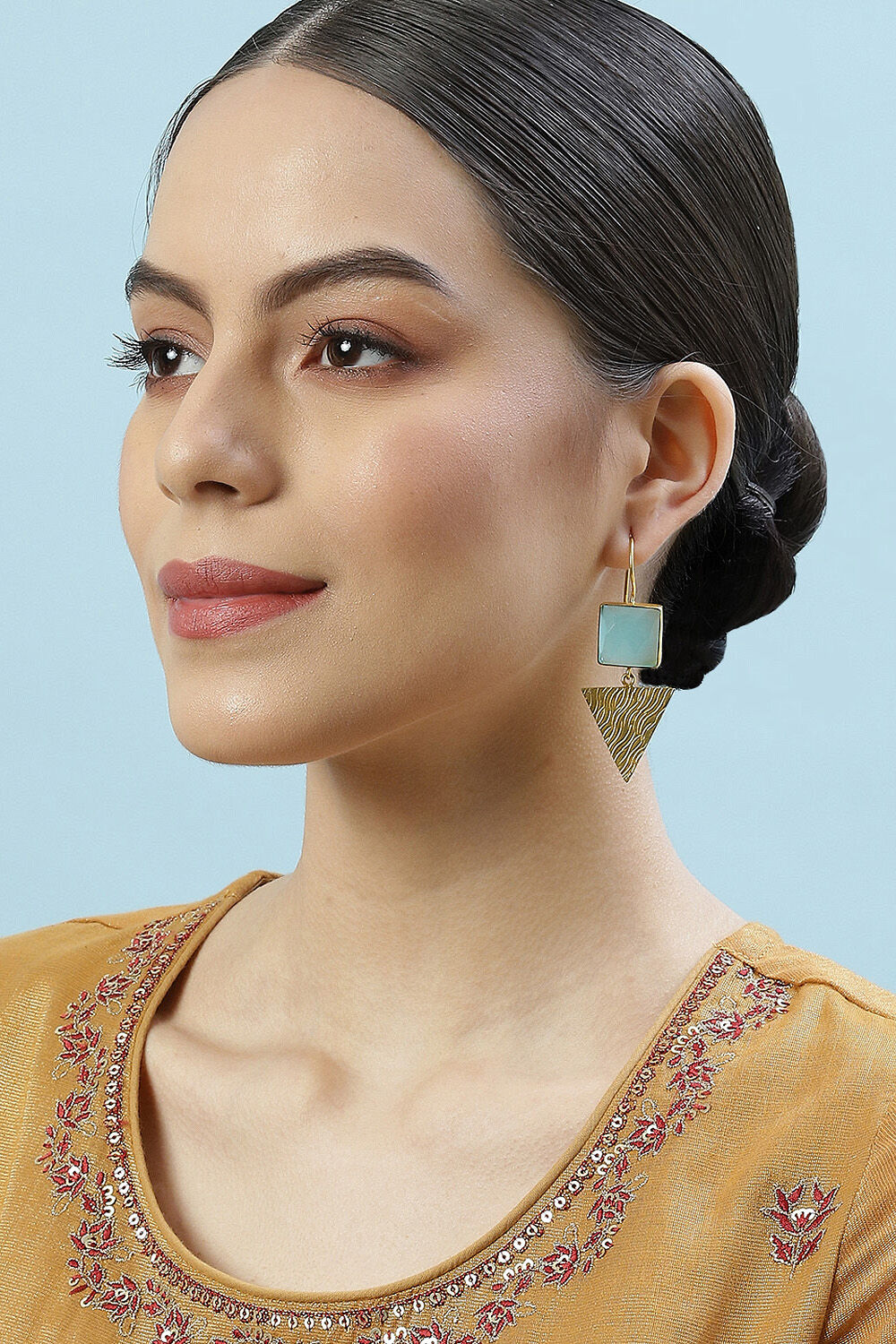 Mint Green Brass Earrings image number 3