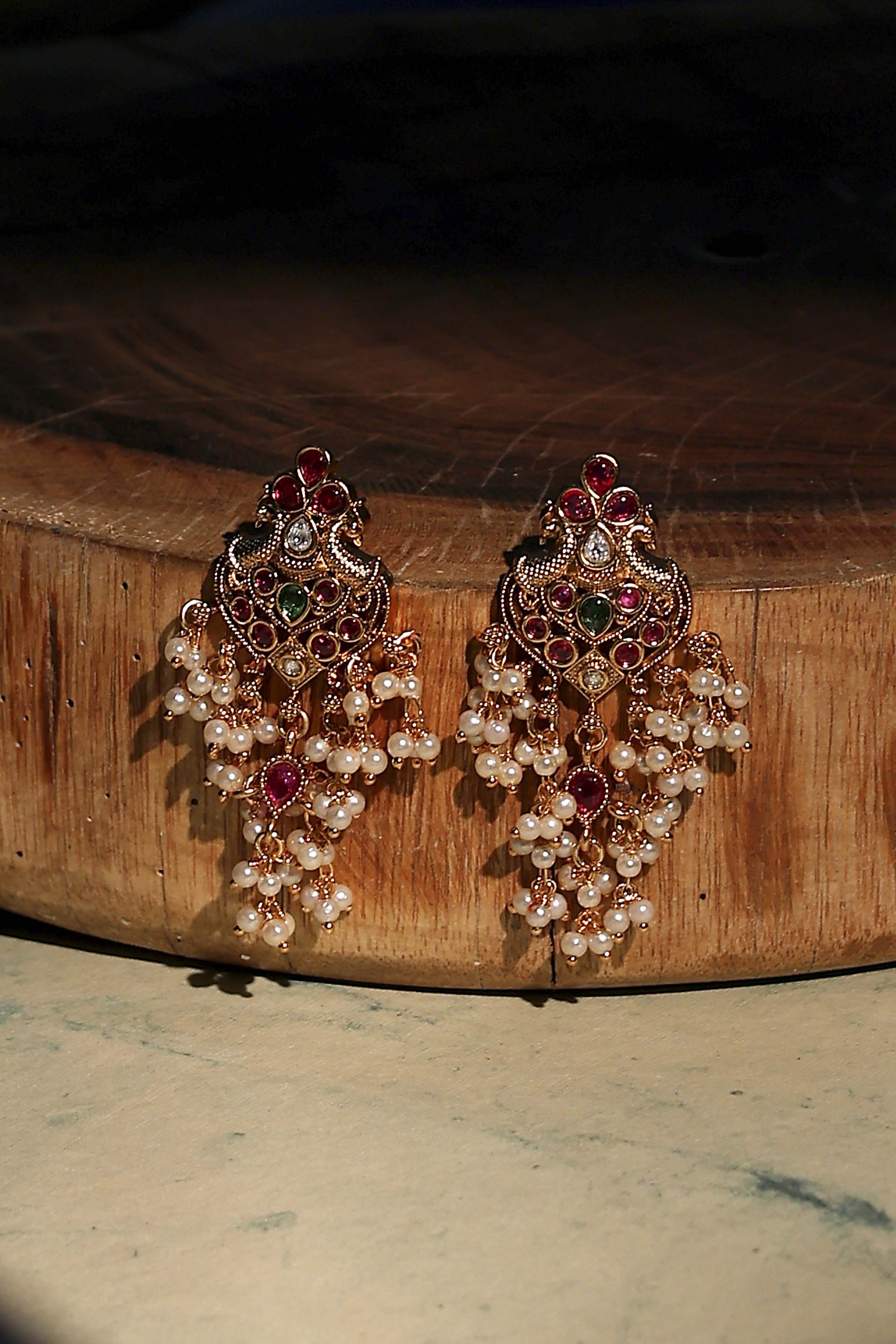 Multicolour Textured Earrings image number 0