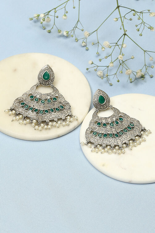 Oxidised Green Brass Earrings image number 0
