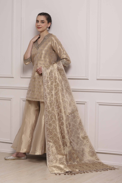 Suit Sets - Stylish Women's Suit Sets for Every Occasion at BIBA Suit Sets - Stylish Women's Suit Sets for Every Occasion at BIBA