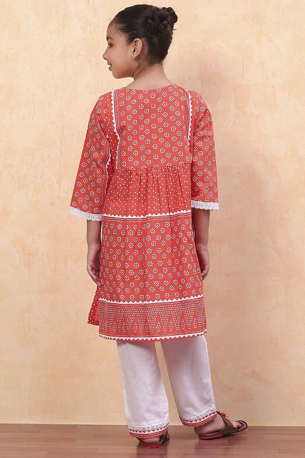 Orange and White Cotton Printed Straight Kurta Set image number 4