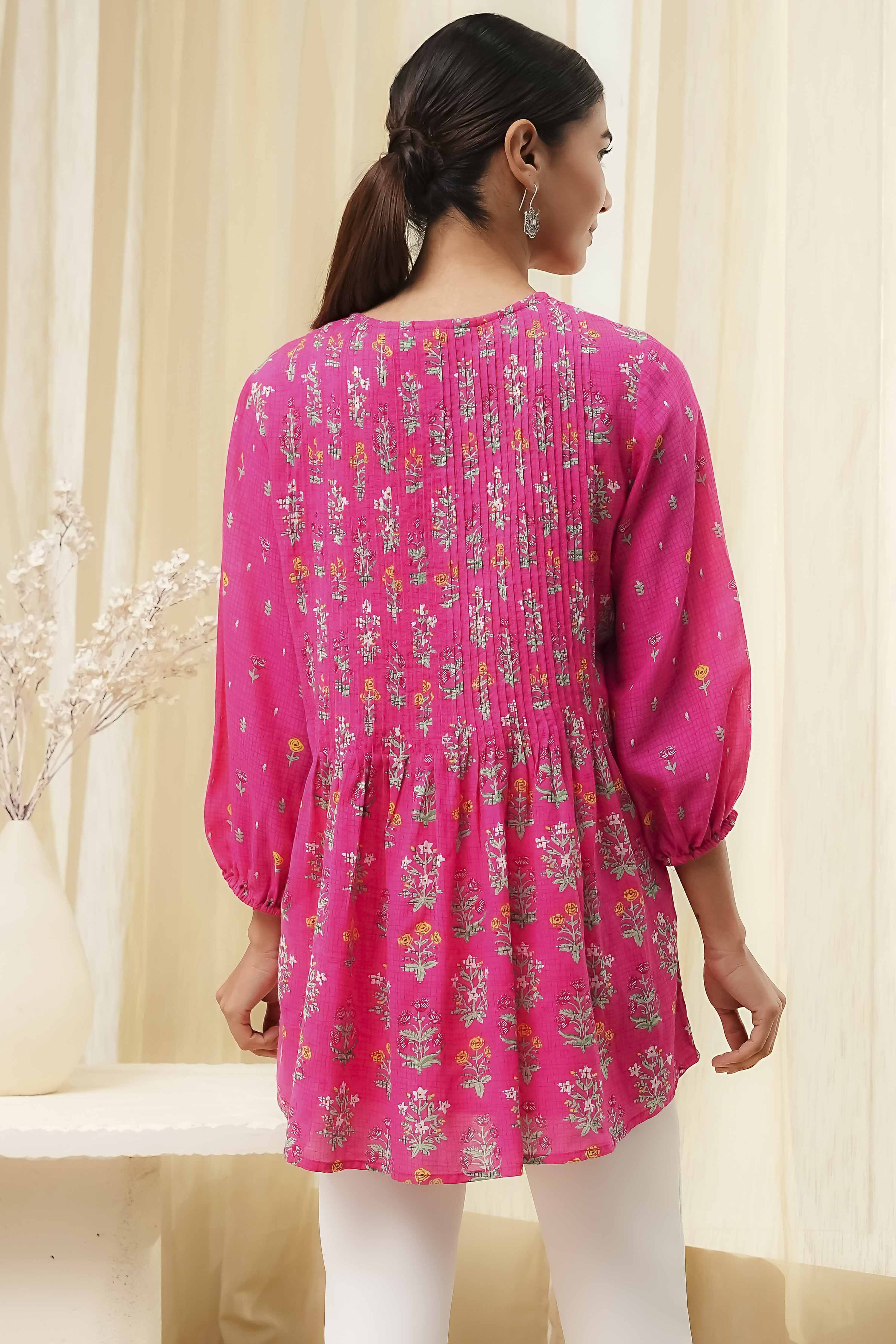 Pink Straight Printed Short Kurta image number 3