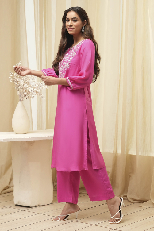 Pink Embroidered Straight Kurta Set image number 3