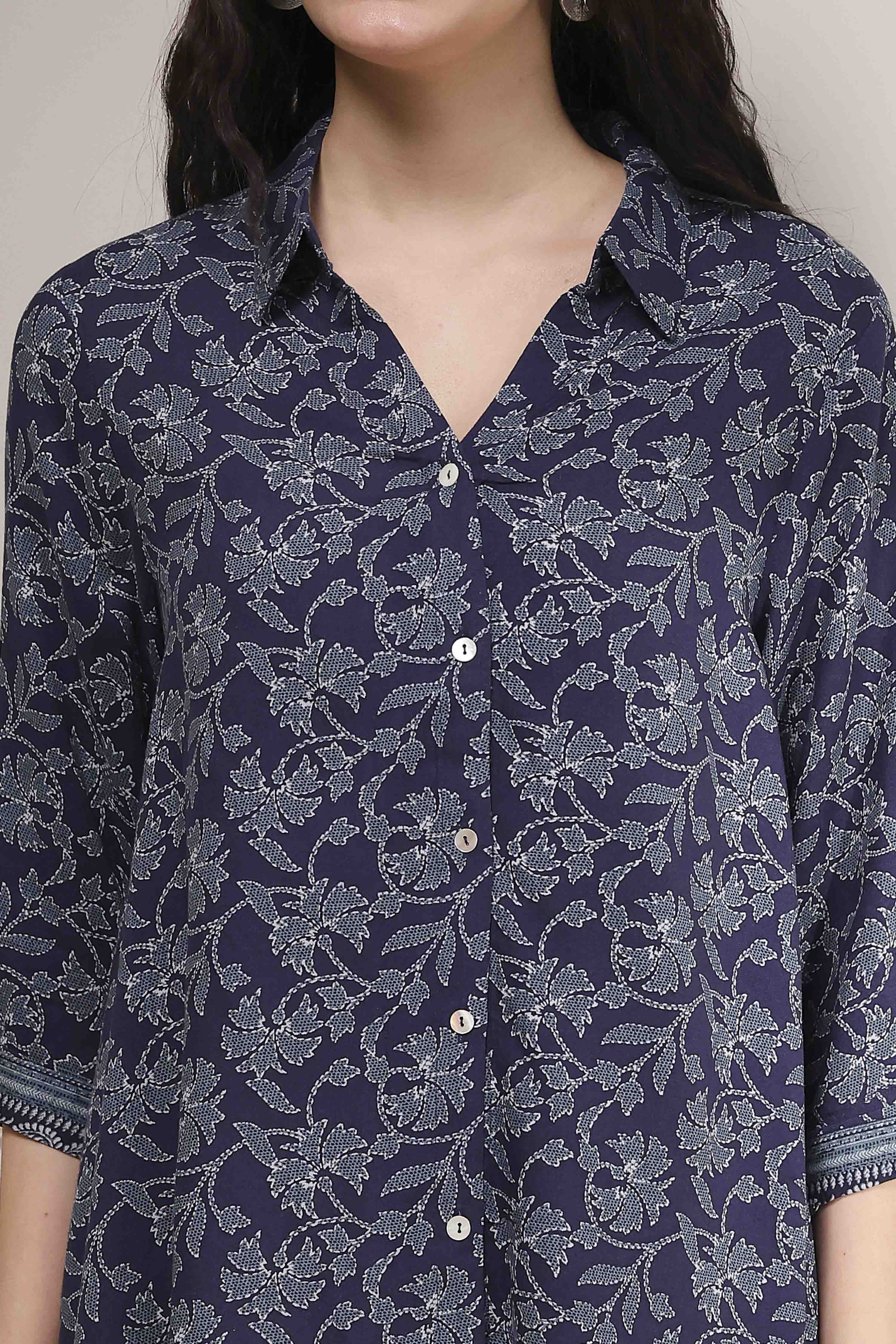 Blue Printed Relaxed Fit Shirt image number 1