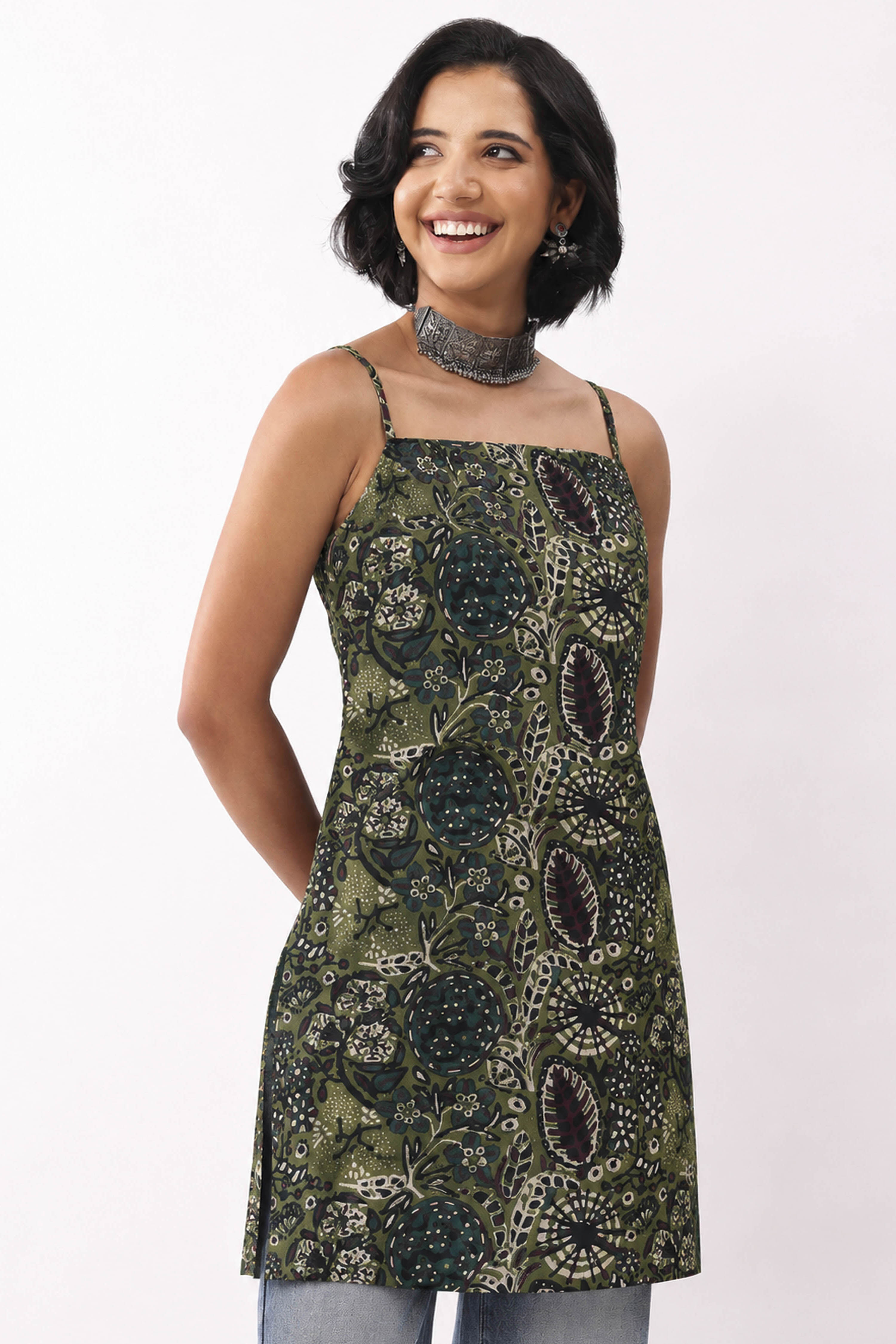 Blue Cotton Printed Short Kurti image number 6