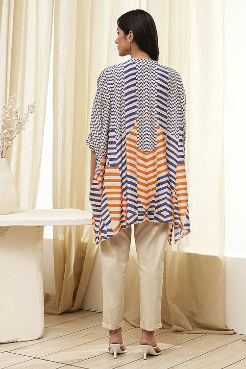 Blue and White Printed Kaftan Short Kurta image number 3