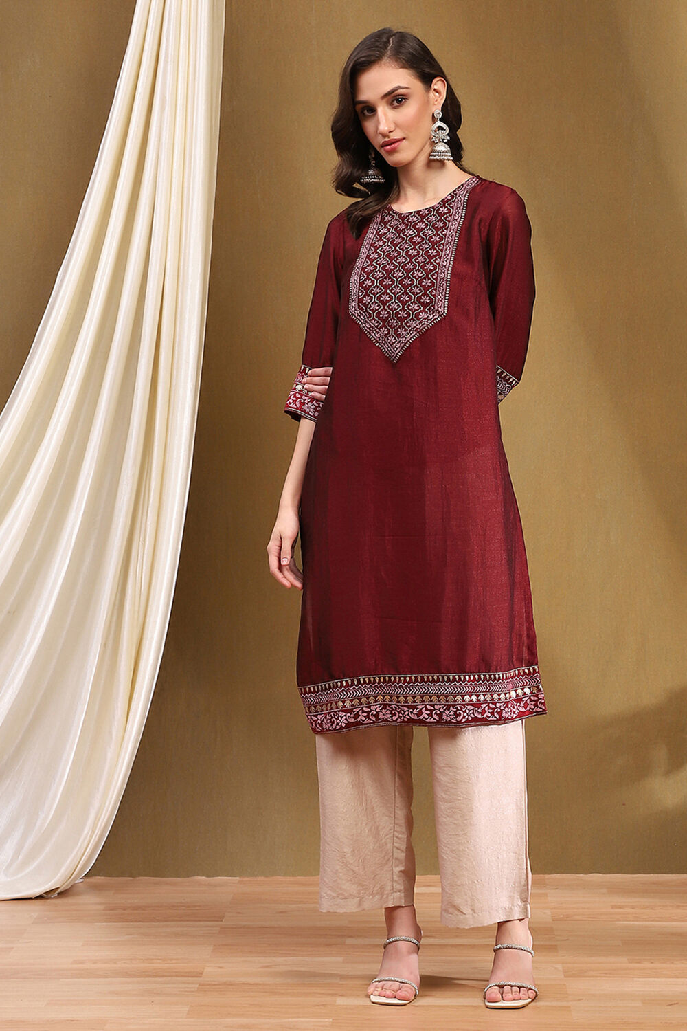 Maroon Silk Yard Dyed Straight Festive Kurta image number 0