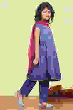 Blue Cotton Flared Printed Suit Set image number 5