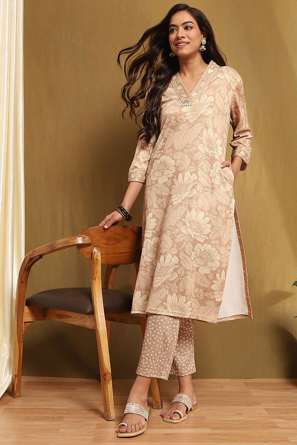 Beige Printed Straight Winter wear Kurta Set image number 7
