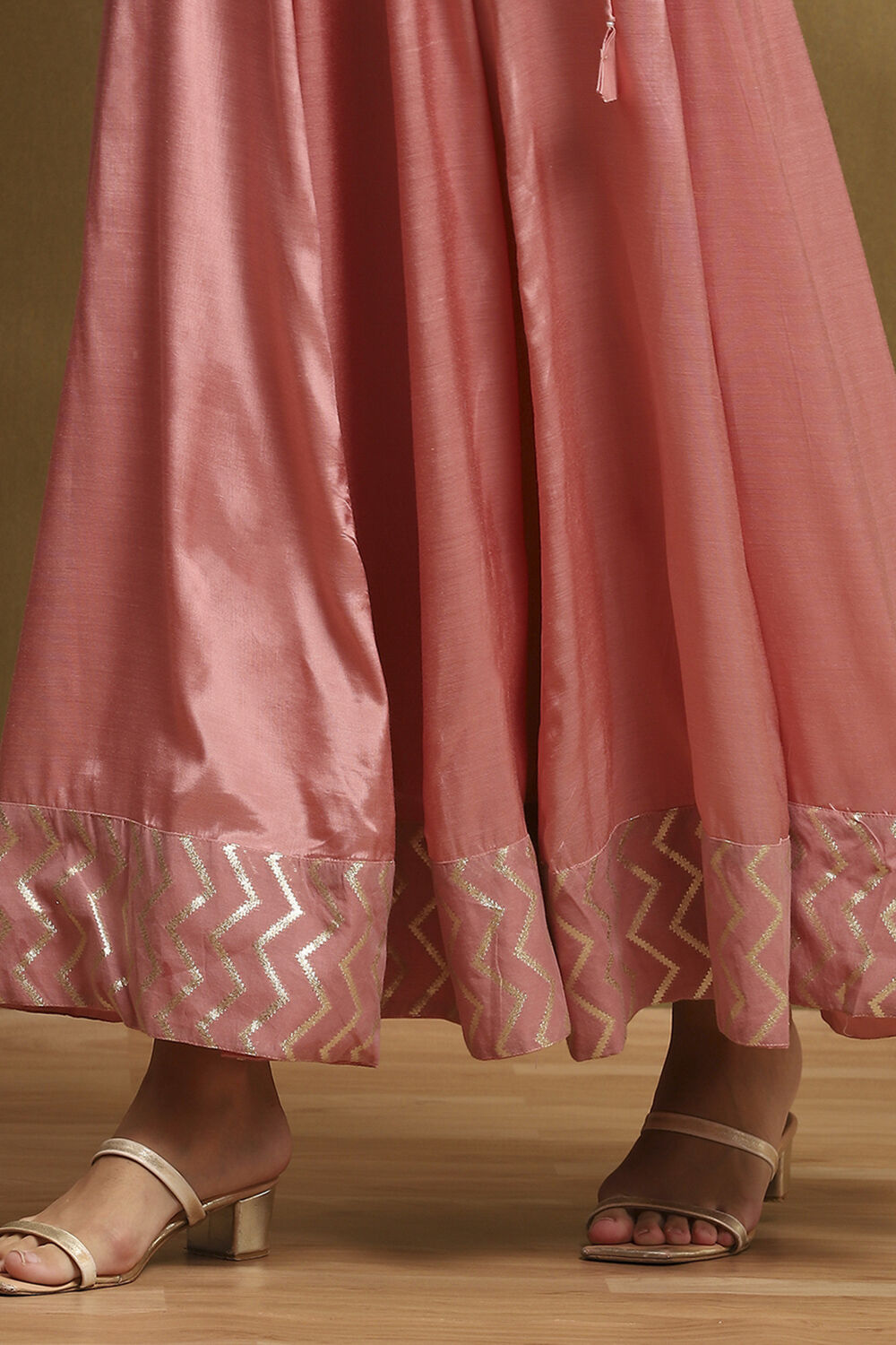 Green Viscose Georgette Embroidered Anarkali Suit Set image number 7