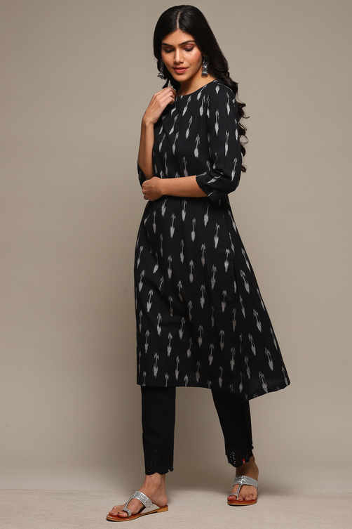 Black Cotton IKAT Flared Yarndyed Kurta image number 2