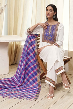 Off-White and Blue Straight Suit Set image number 7