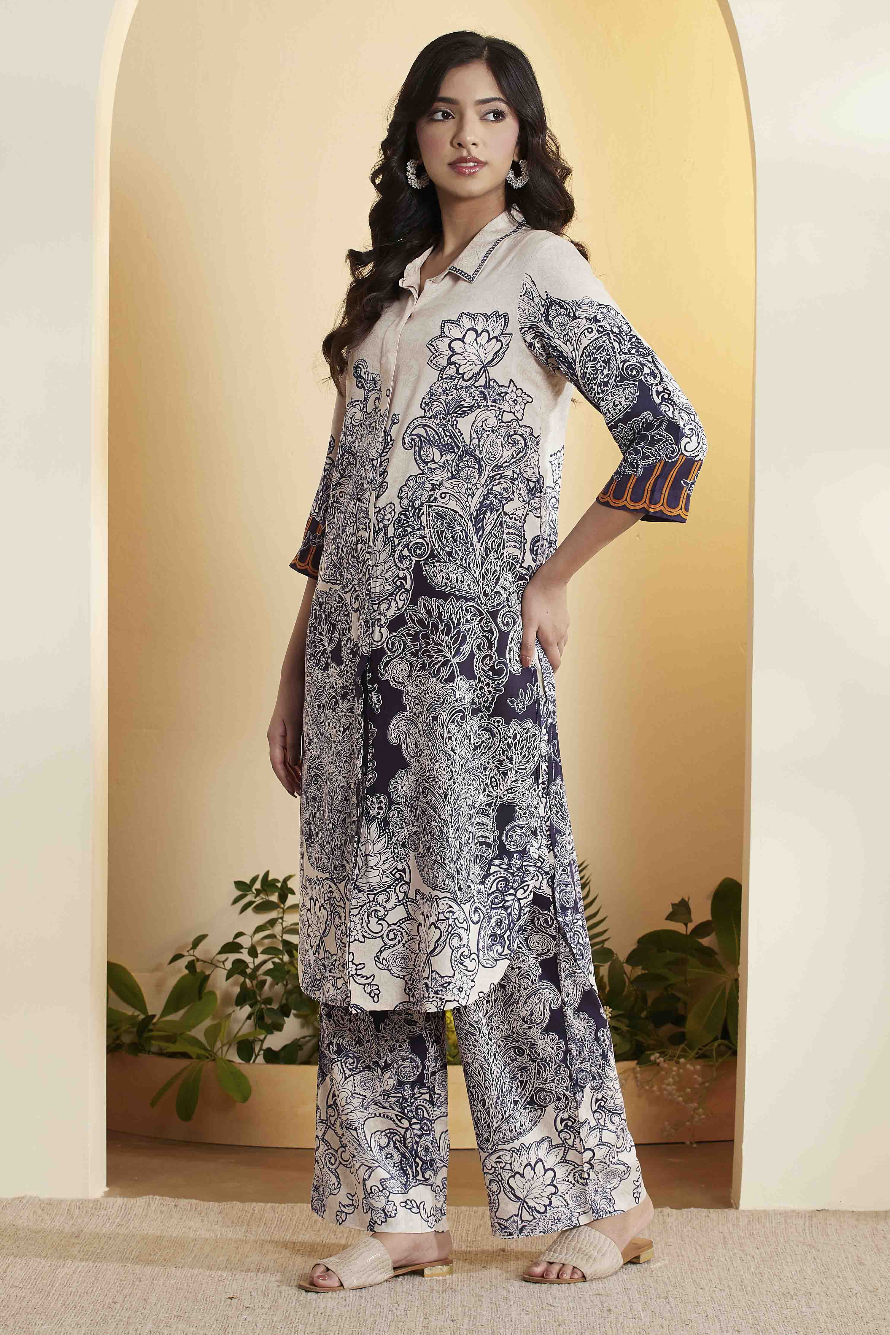 Blue Viscose Rayon Paisley Printed Straight Kurta Set image number 3