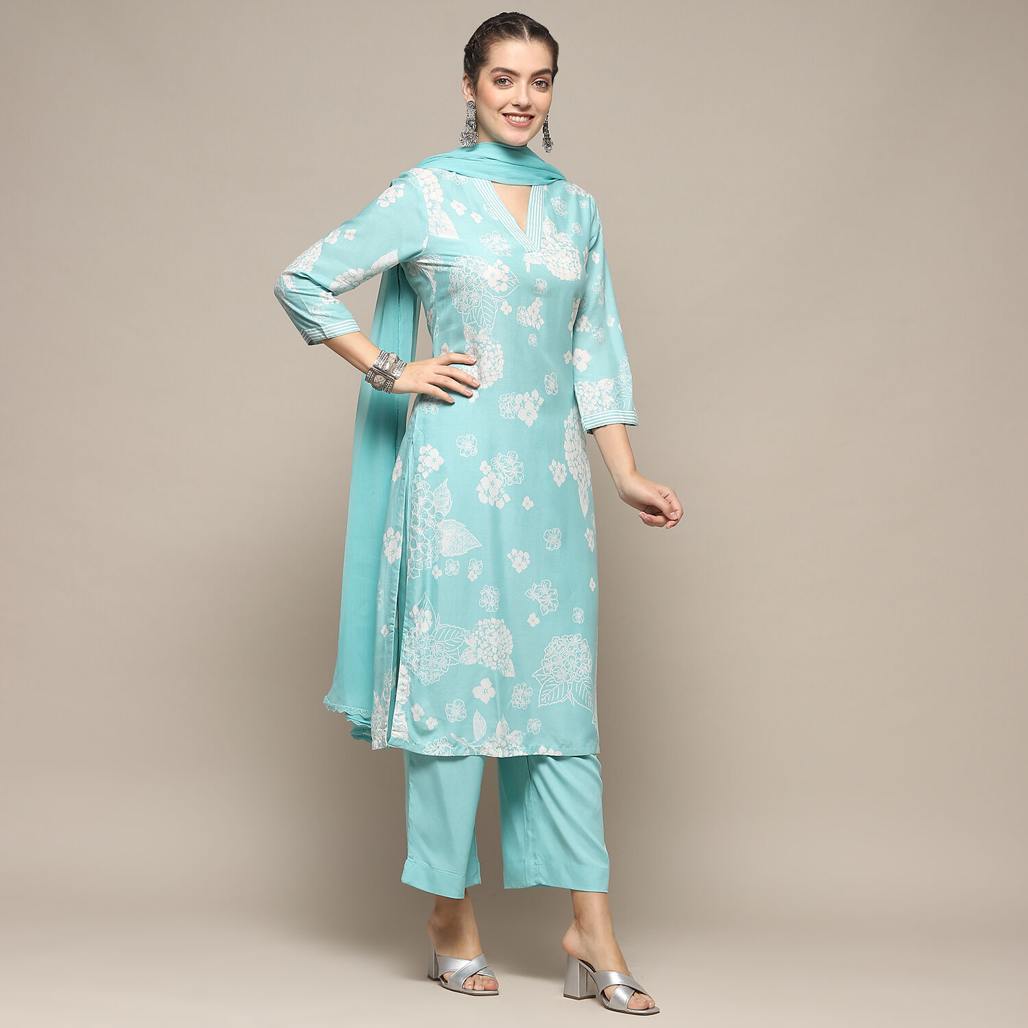 Pink Rayon Straight Suit Set image number 6