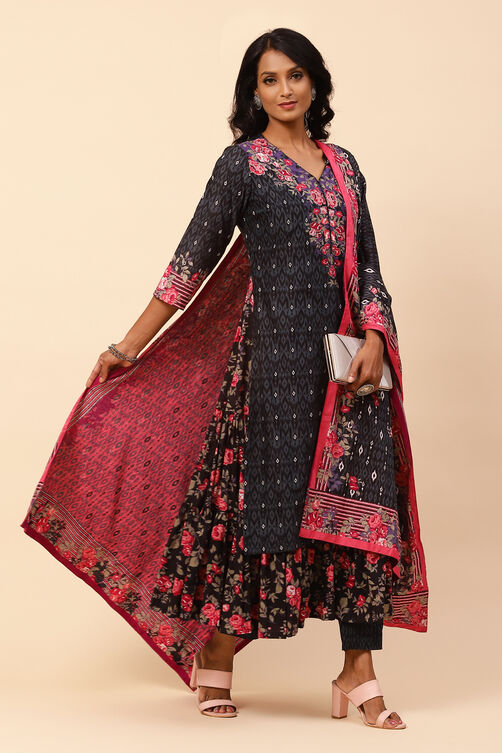 Black Cotton Double Layered Suit Set With Reversible Dupatta image number 6