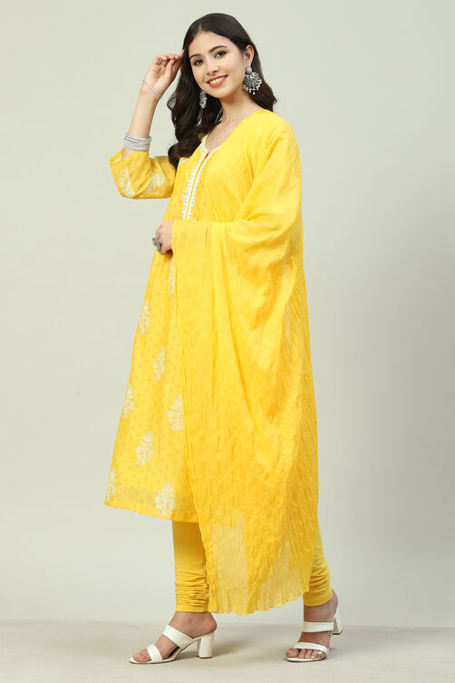 Peach Straight Kurta Churidar Suit Set image number 5