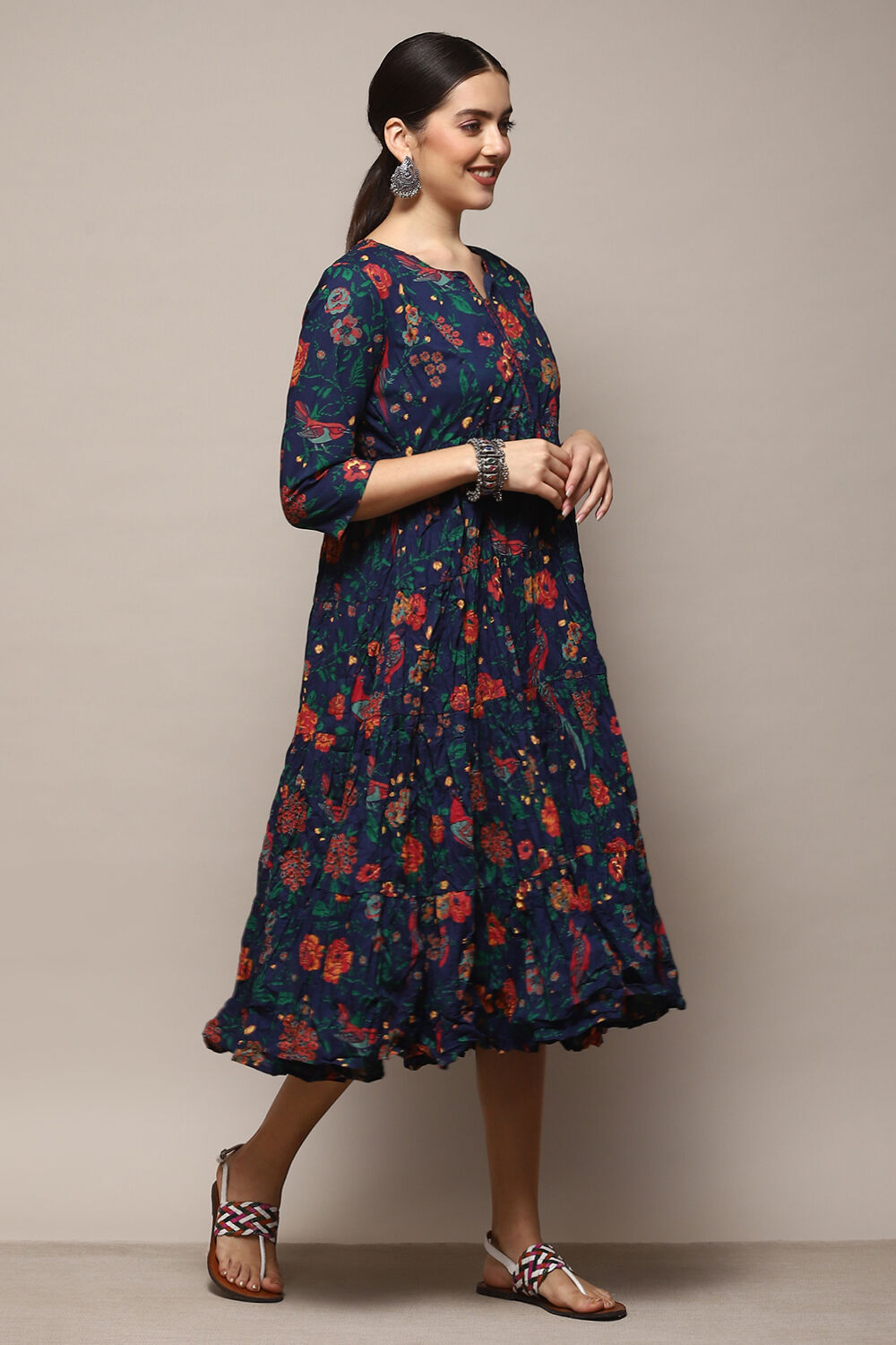 Green & Maroon Cotton Flared Printed Dress image number 4