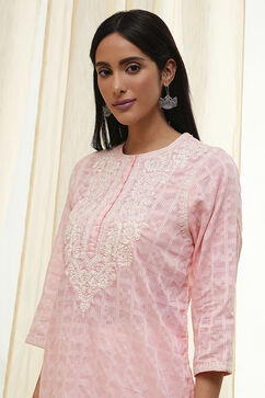Pink Straight Short Kurta image number 1