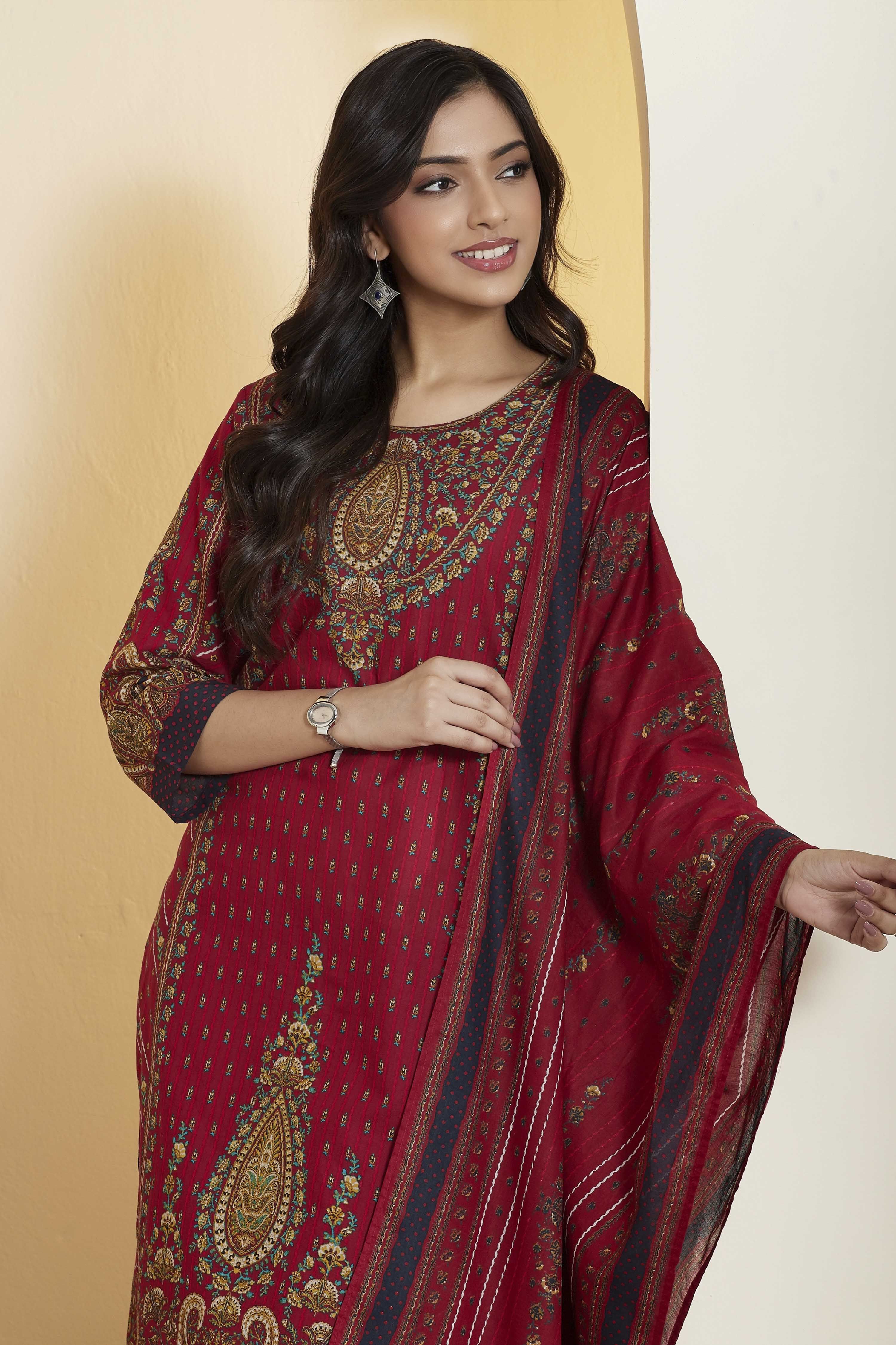 Red Cotton Straight Suit Set image number 1