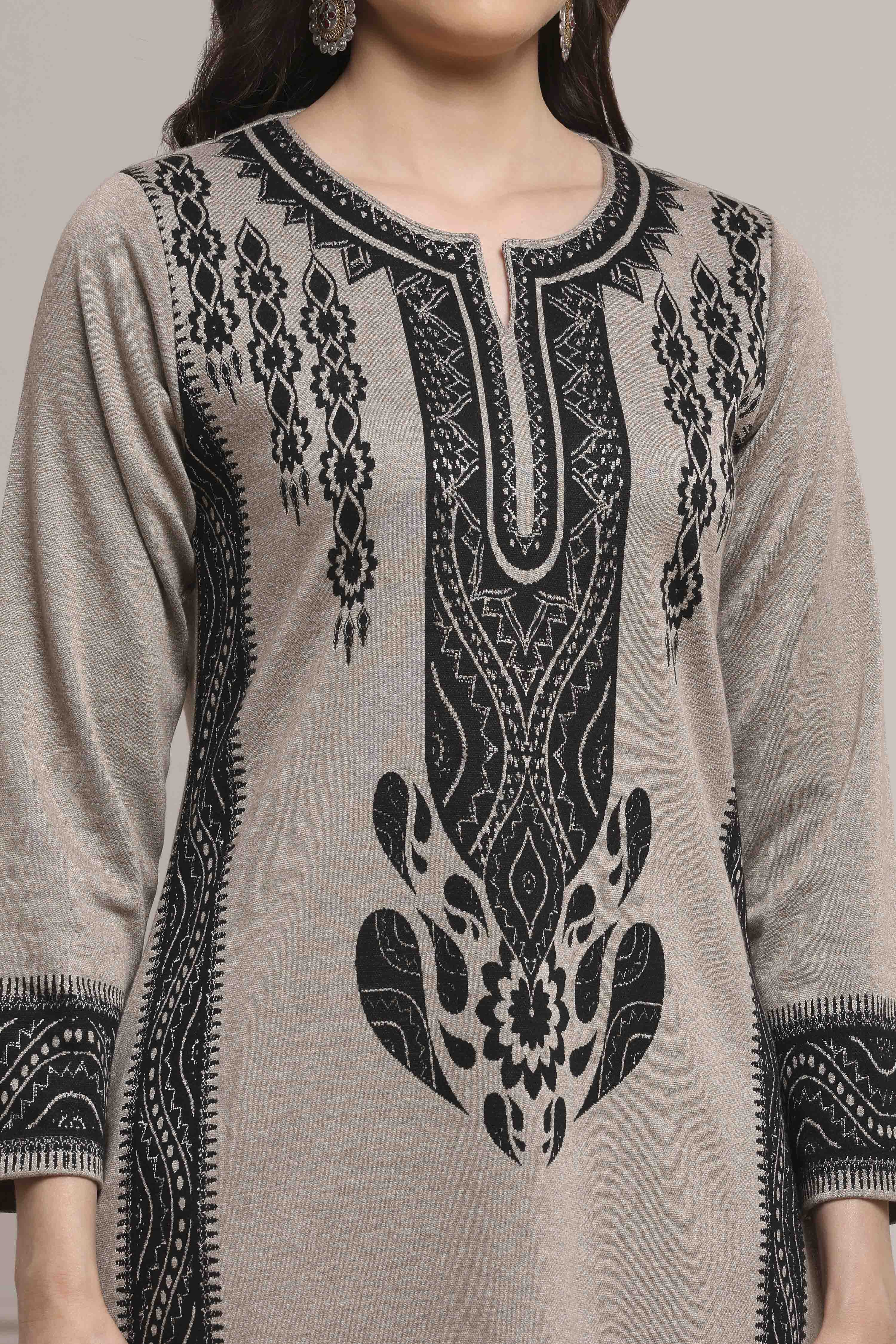 Beige Polyester Straight Yarndyed Kurta image number 1