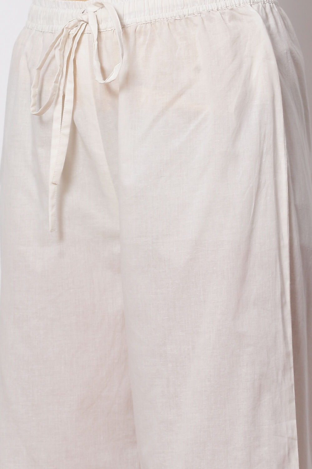 Blue & White Cotton woven 2 Piece Set image number 2