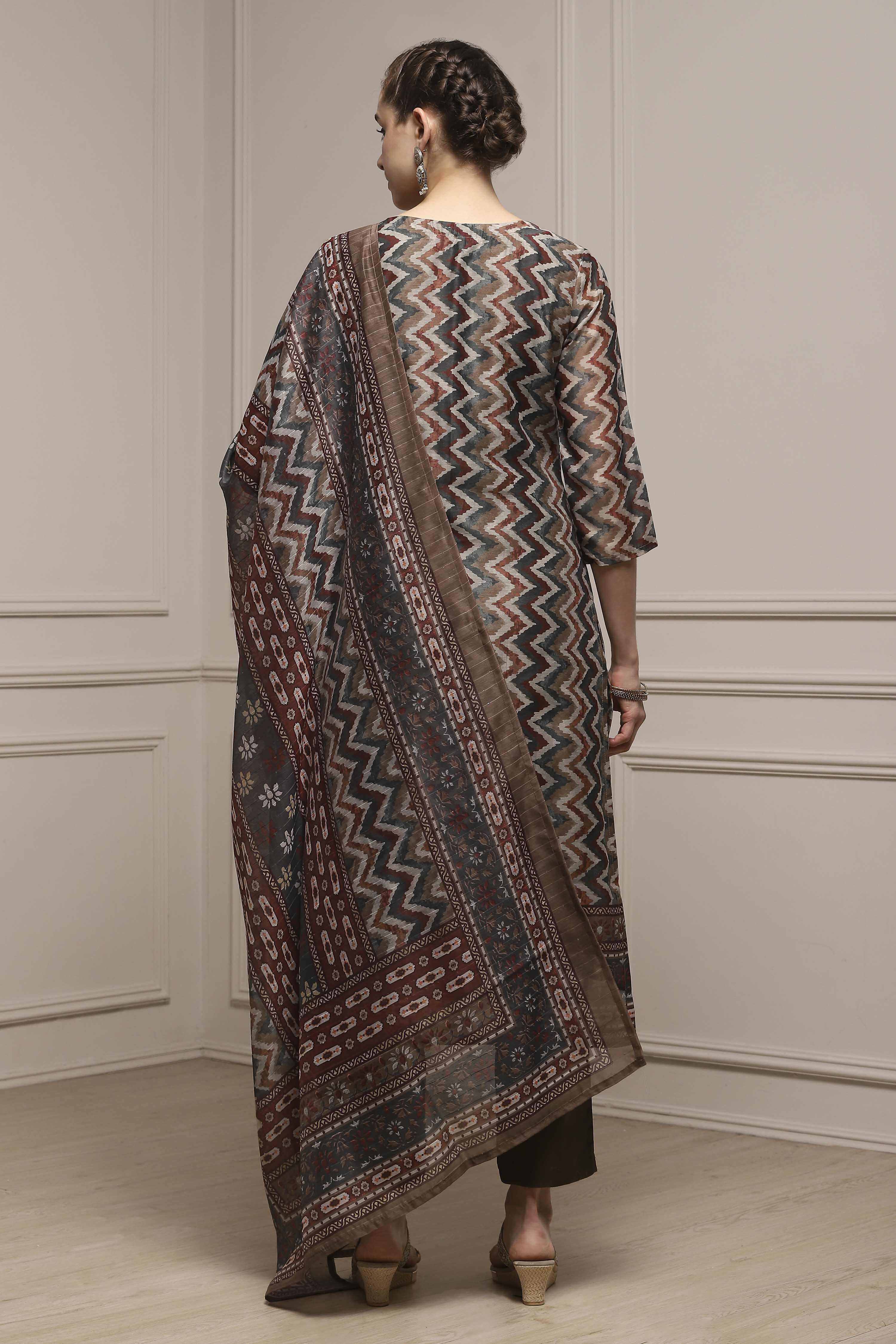 Green Chanderi Blend Printed Embroidered Unstitched Suit Set image number 5