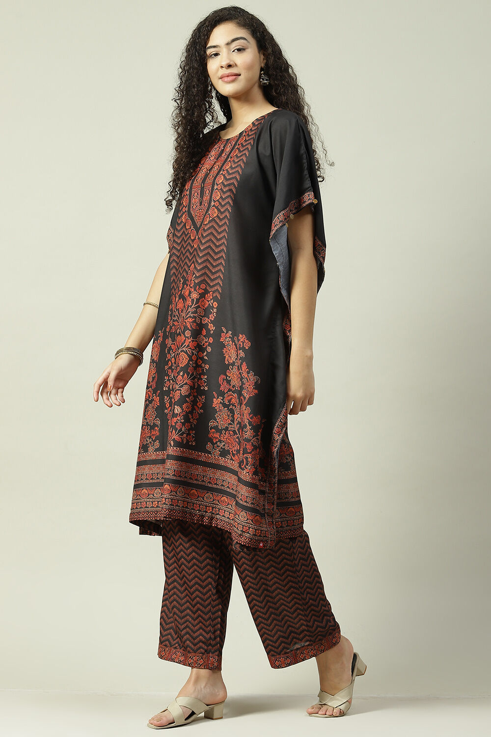 Beige Polyester Kaftan Set image number 3