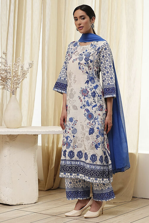 Off-White and Blue Cotton Straight Suit Set image number 3