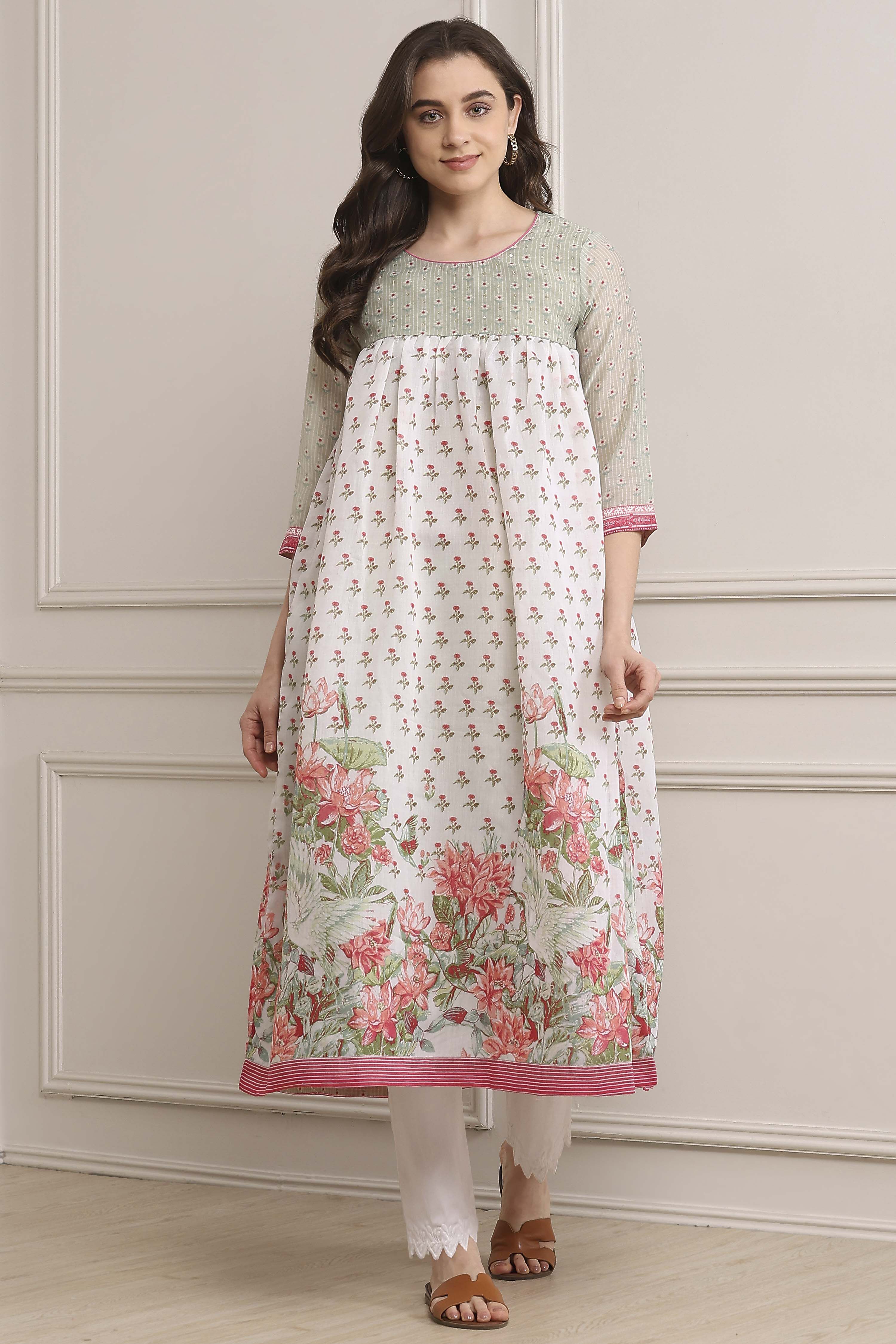 Green Art Silk Flared Kurta image number 5