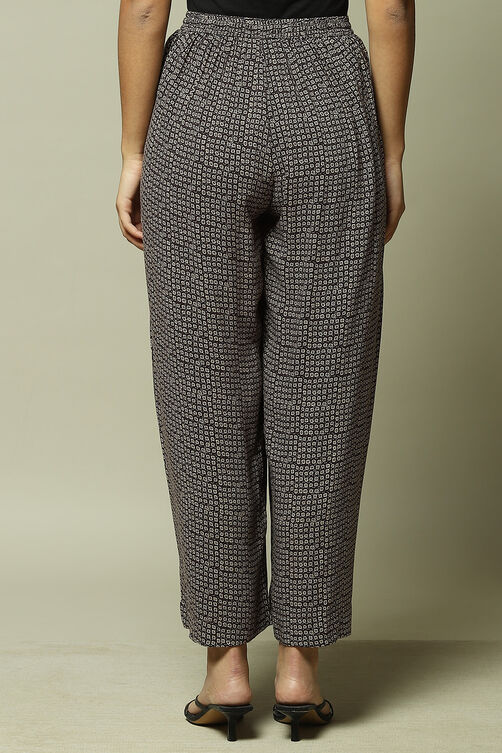 Black LIVA Straight Palazzo image number 4