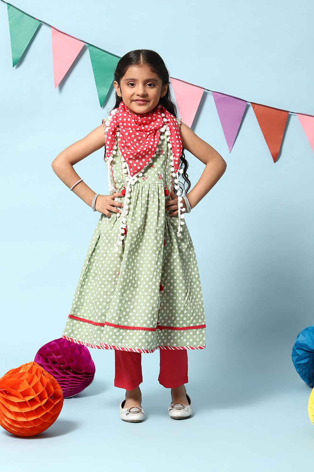 Green Cotton Flared Kurta Straight Palazzo Suit Set image number 0