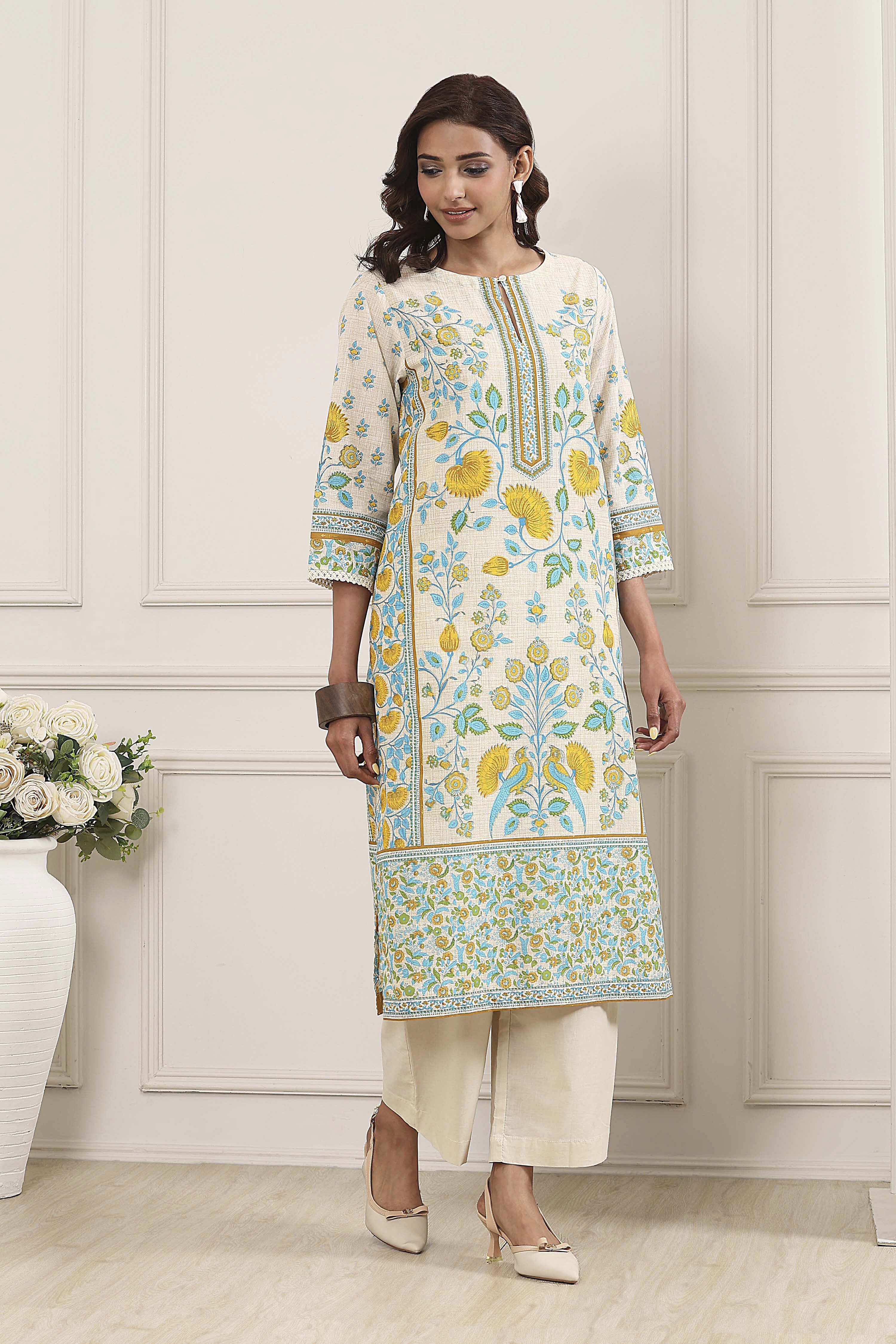 Off-White Cotton Printed Straight Kurta image number 4