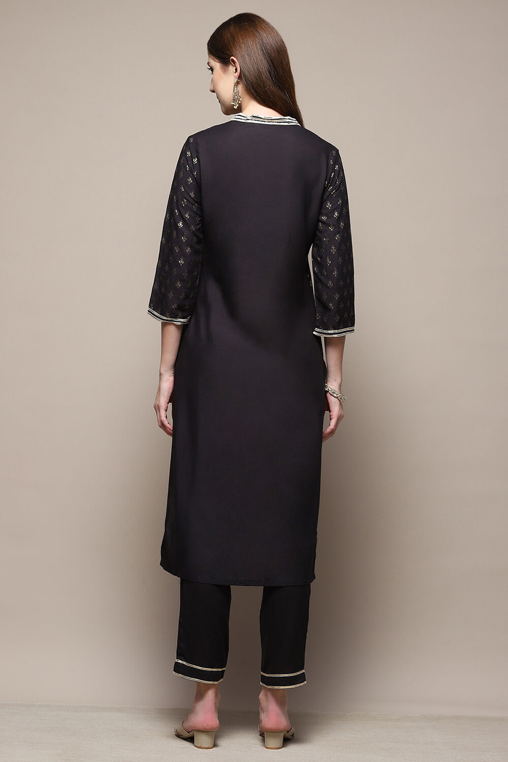 Fuschia Rayon Straight Kurta Pant Suit Set image number 5