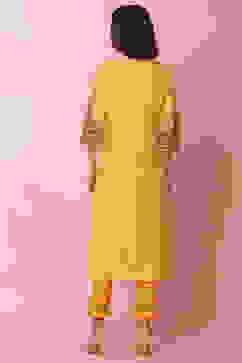 Yellow Cotton Straight Kurta Slim Pants Suit Set image number 5